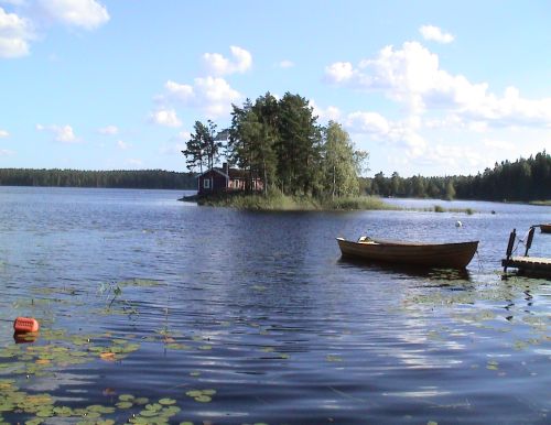 Raksjön ein Waldsee nördlich von Uppsala